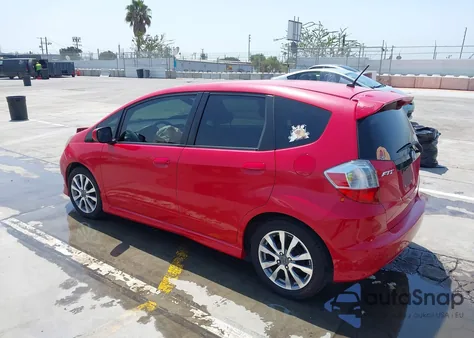 2013 Honda Fit Sport из США, поврежденный, VIN JHMGE8H52DC071265